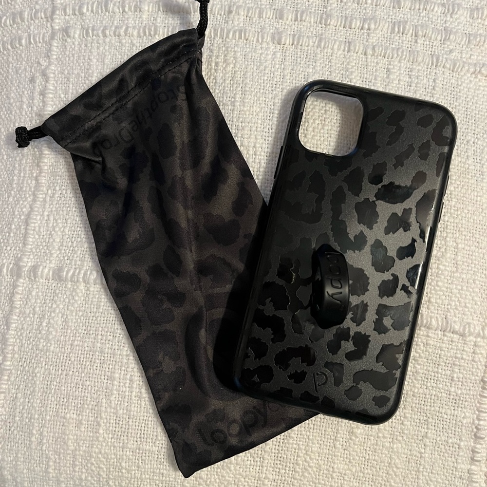 Loopy phone case